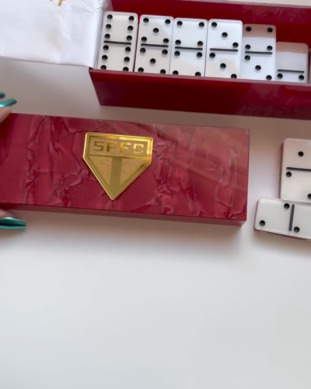 Dominó de Resina Personalizado São Paulo – Edição Holográfica